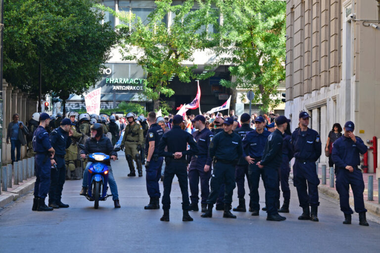 Βουλή: Η αντιπολίτευση καταγγέλλει κλίμα αστυνομοκρατίας στο συλλαλητήριο